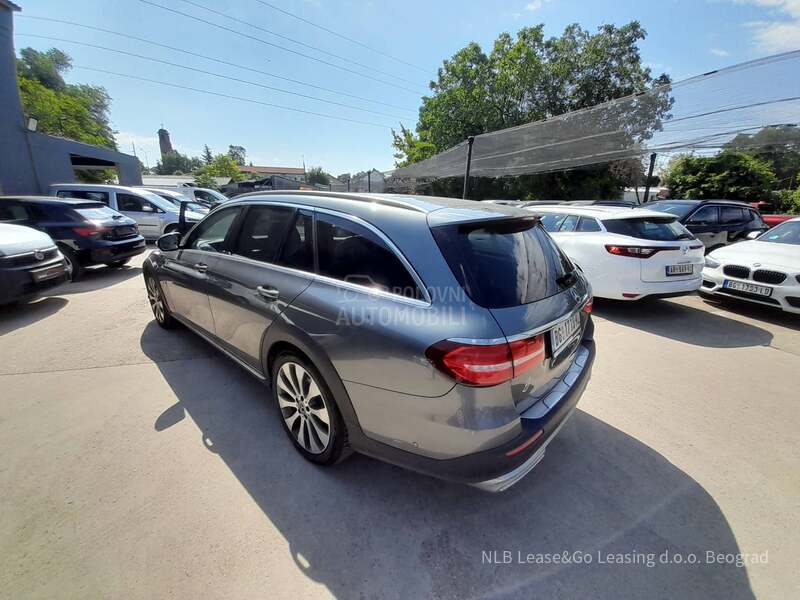 Mercedes Benz E 220 4 MATIC ALL-TERRAIN