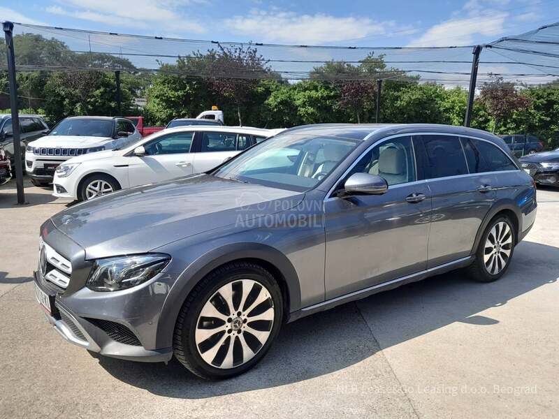 Mercedes Benz E 220 4 MATIC ALL-TERRAIN