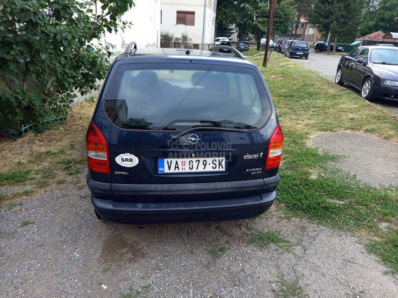 Opel Zafira 