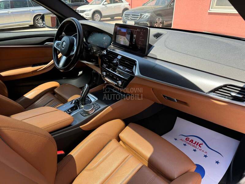BMW 520 D XD M SPORT