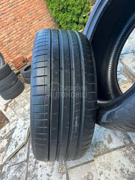 Pirelli 275/45 R20 Letnja