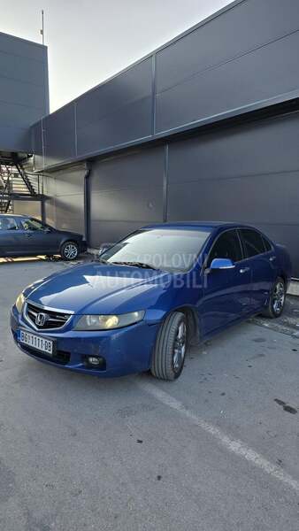 Honda Accord 2.0 i-VTEC DOHC