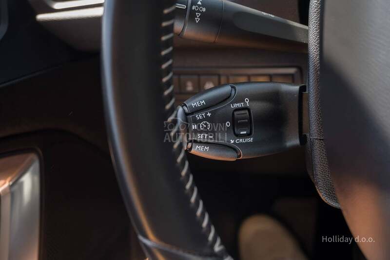 Peugeot 308 1.2PureTech Led Nav