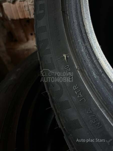Goodyear 235/55 R17 Sve sezone
