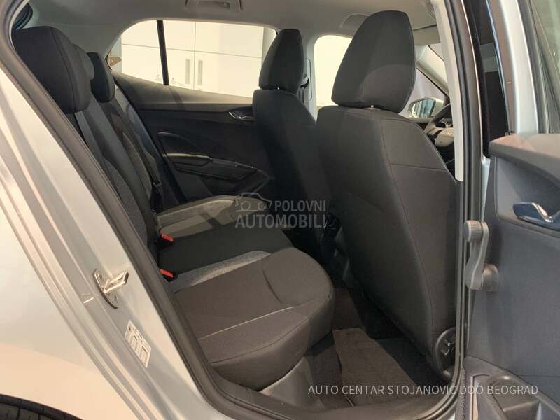 Škoda Fabia 1.0 TSI ESSENCE