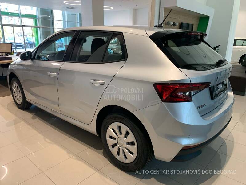 Škoda Fabia 1.0 TSI ESSENCE