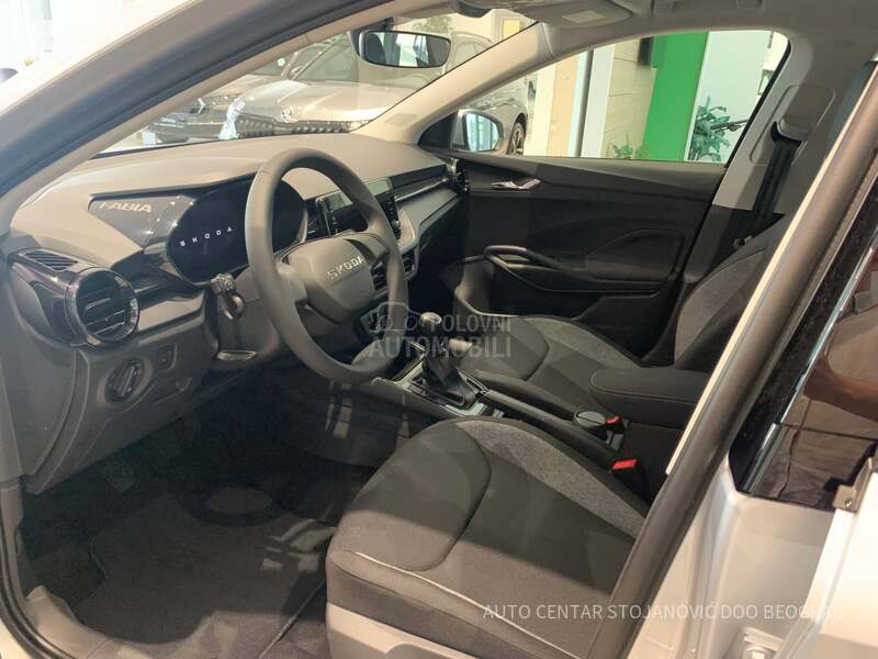 Škoda Fabia 1.0 TSI ESSENCE