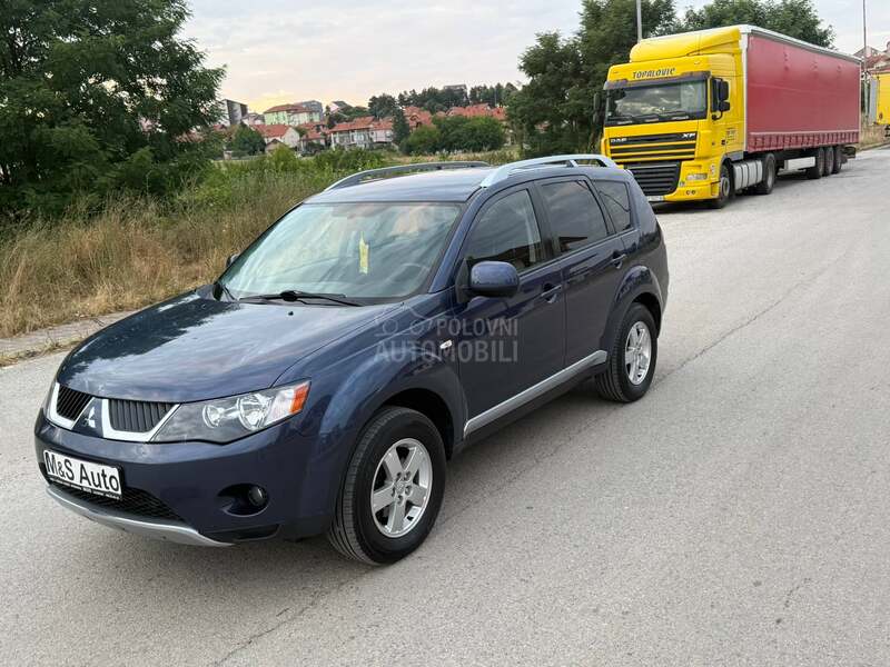 Mitsubishi Outlander 