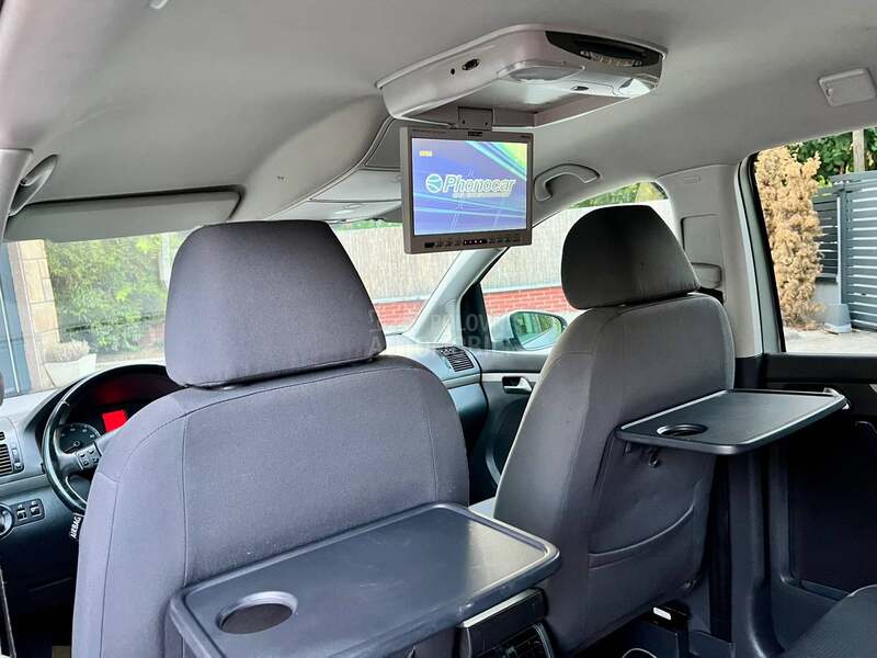 Volkswagen Touran 7 SEDIŠTA/ŠVAJCARSKA