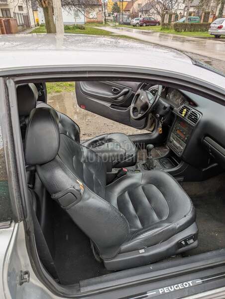 Peugeot 406 coupe V6