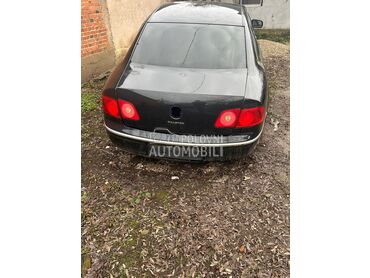 Prodajem delovi ili ceo auto za Volkswagen Phaeton od 2004. do 2009. god.