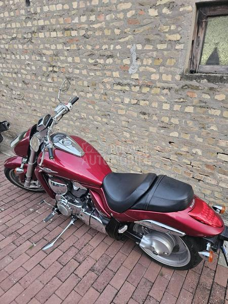 Suzuki intruder 1800