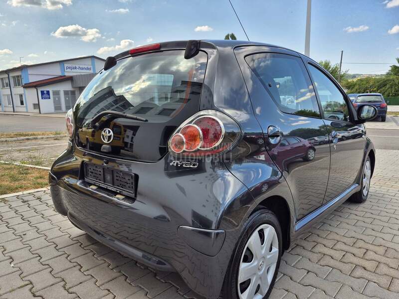 Toyota Aygo 1.0b ŠVAJCARSKA