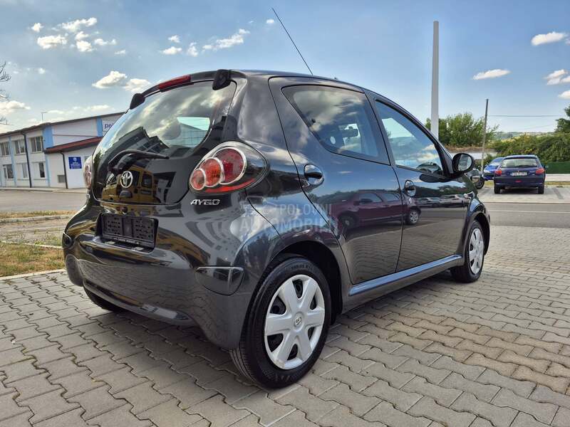 Toyota Aygo 1.0b ŠVAJCARSKA