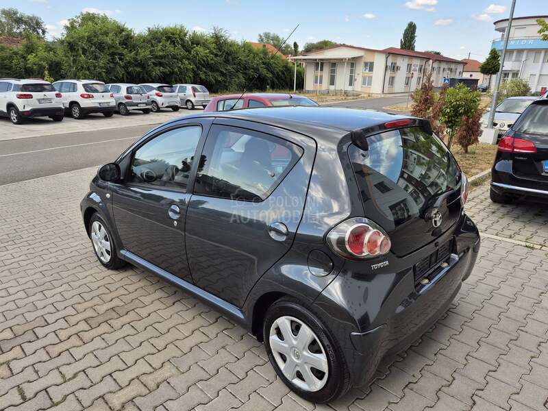 Toyota Aygo 1.0b ŠVAJCARSKA