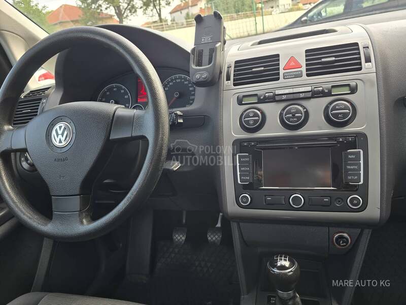 Volkswagen Touran 1.4METAN/NAV/NOV