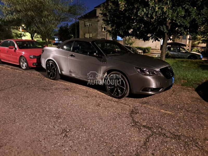 Chrysler 200C 1/1
