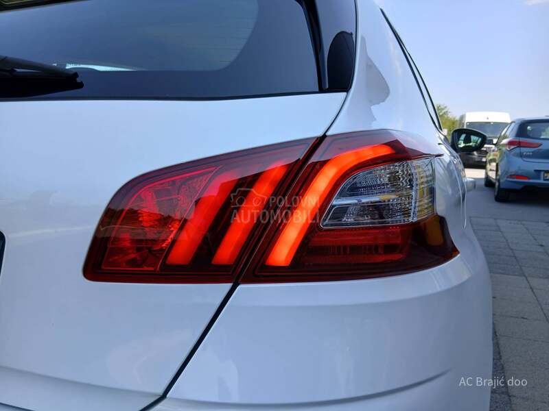 Peugeot 308 1.5 ACTIVE MT6