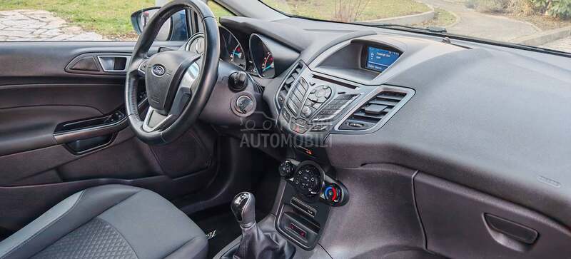Ford Fiesta TITANIUM