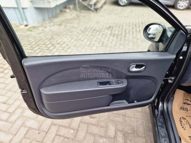 Renault Twingo RIP.CURL1.2
