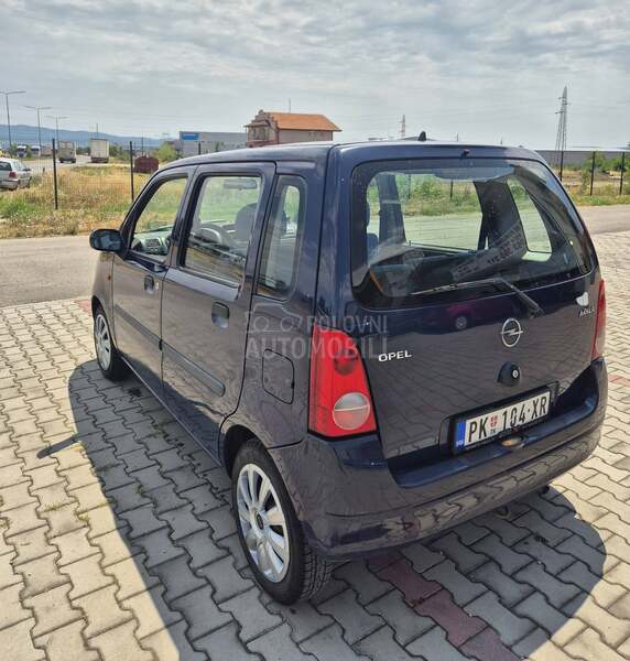 Opel Agila 1.0