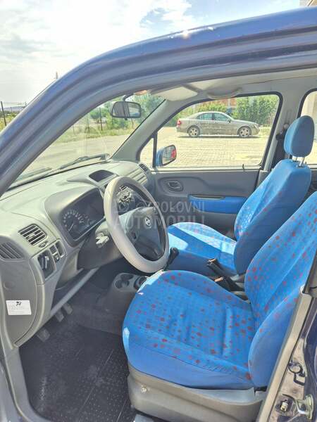 Opel Agila 1.0