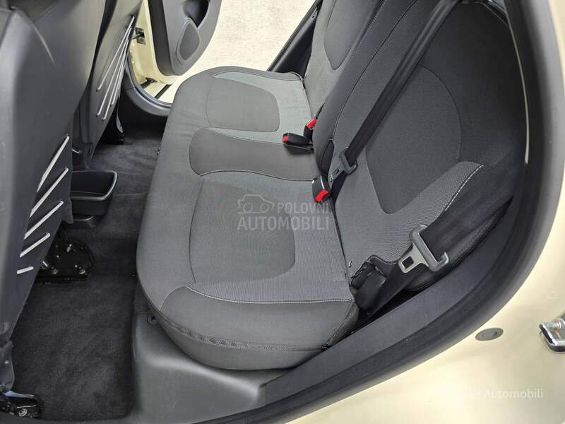 Renault Captur 1.5DCI INTENSE