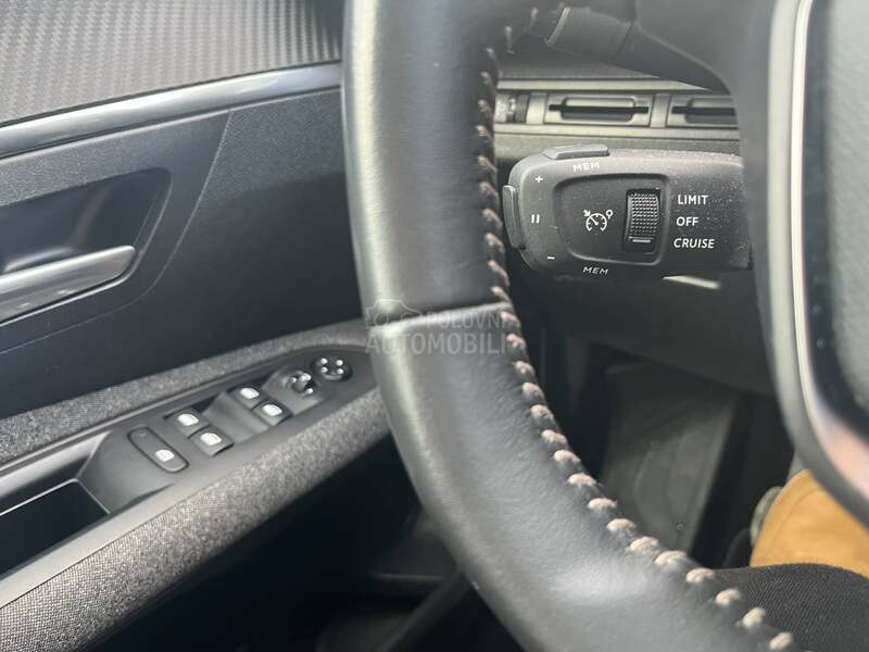 Peugeot 3008 1.5HDI BEZ OŠTEĆENJA