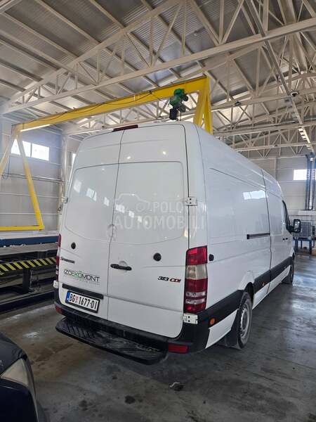 Mercedes Benz Sprinter 