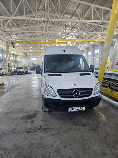 Mercedes Benz Sprinter 