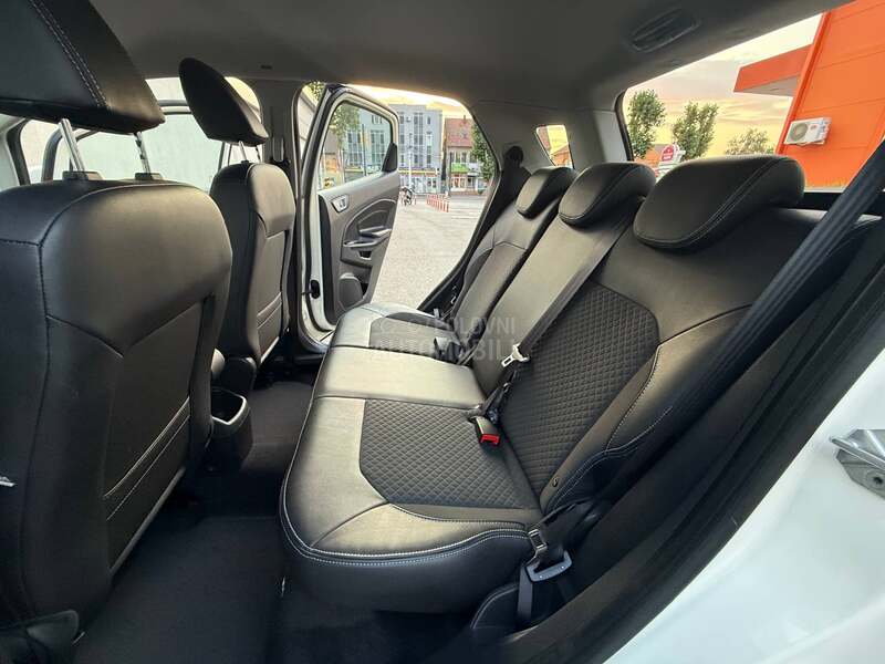 Ford EcoSport 1.5TDCI/TITANIUM