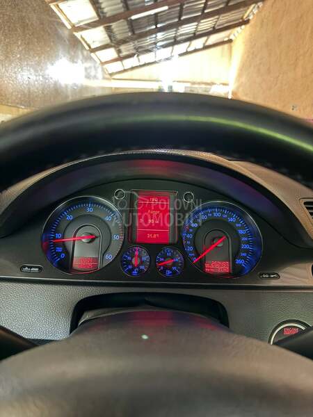 Volkswagen Passat B6 2.0TDI T0P