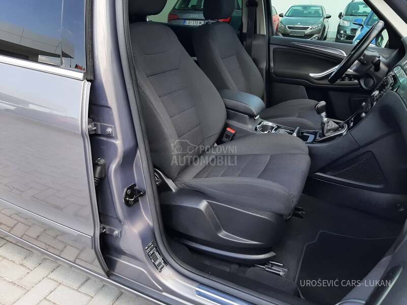 Ford S-Max 2.0 TDCI 7 Mesta CH
