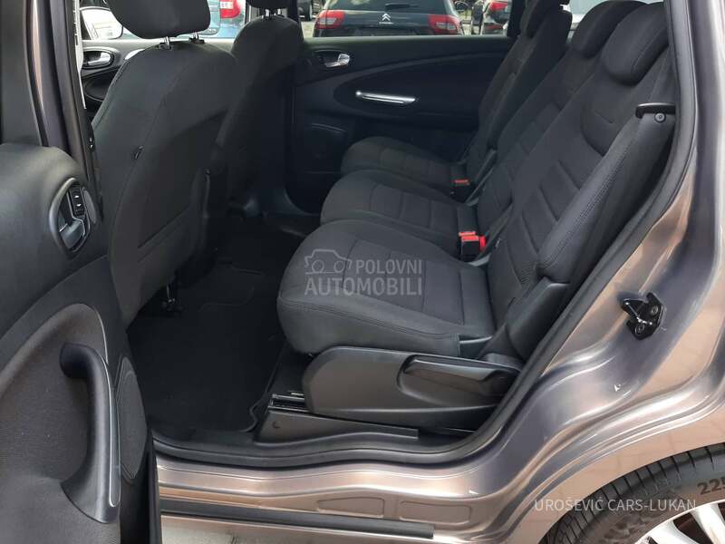 Ford S-Max 2.0 TDCI 7 Mesta CH