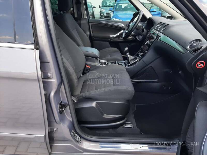 Ford S-Max 2.0 TDCI 7 Mesta CH