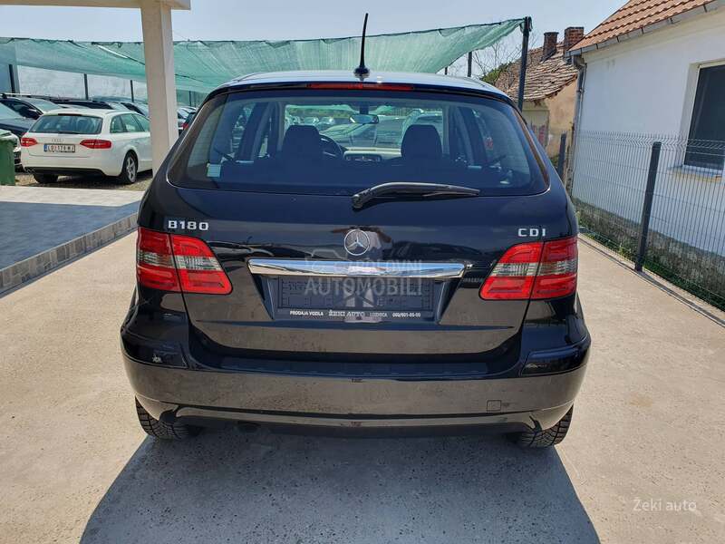 Mercedes Benz B 180 CH