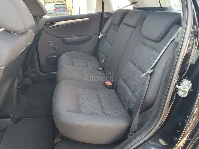 Mercedes Benz B 180 CH