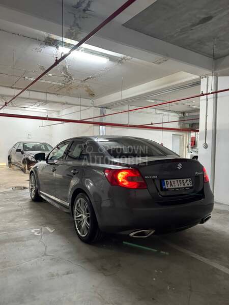 Suzuki Kizashi 2.4 SPORT