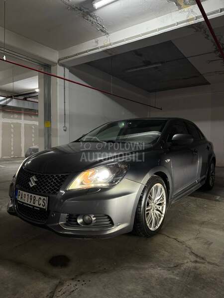Suzuki Kizashi 2.4 SPORT