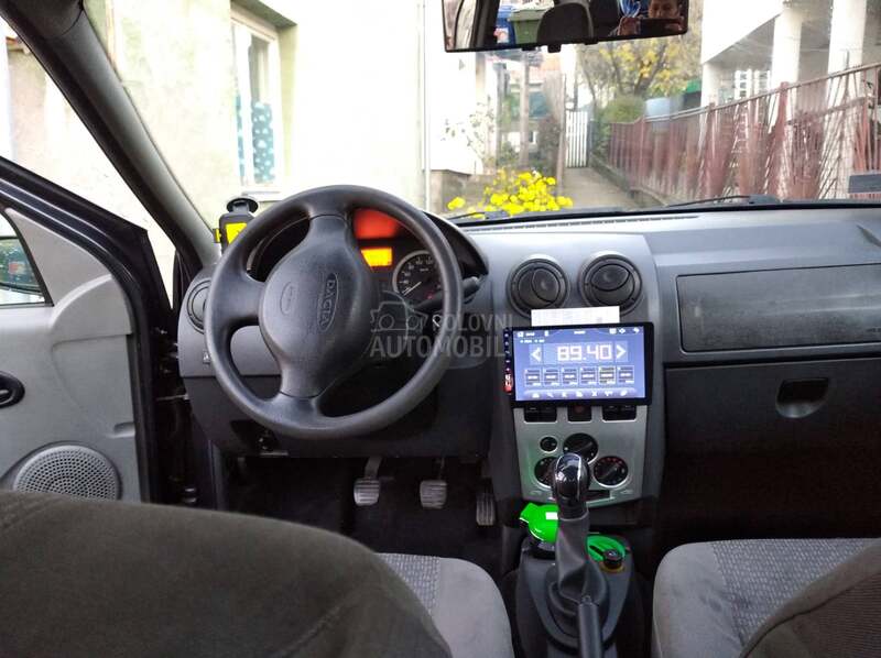 Dacia Logan 1.6