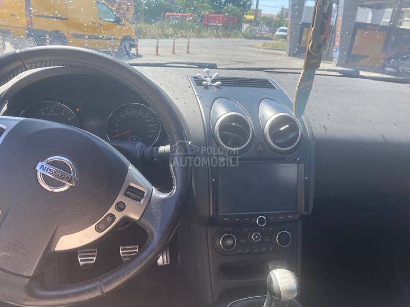 Nissan Qashqai 1.6  family