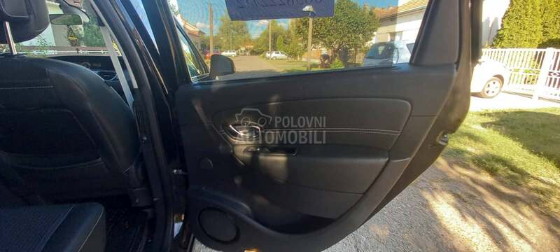 Renault Scenic 1.2