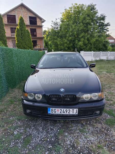 BMW 520 