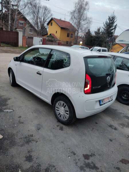 Volkswagen up! 