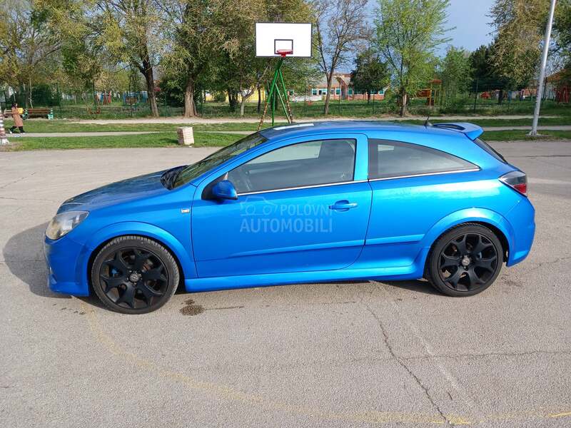 Opel Astra H 