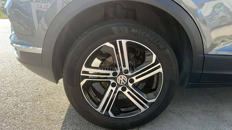 Volkswagen T-Roc 1.0