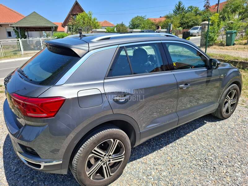 Volkswagen T-Roc 1.0