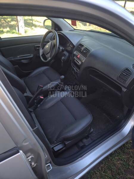 Kia Picanto 1.0