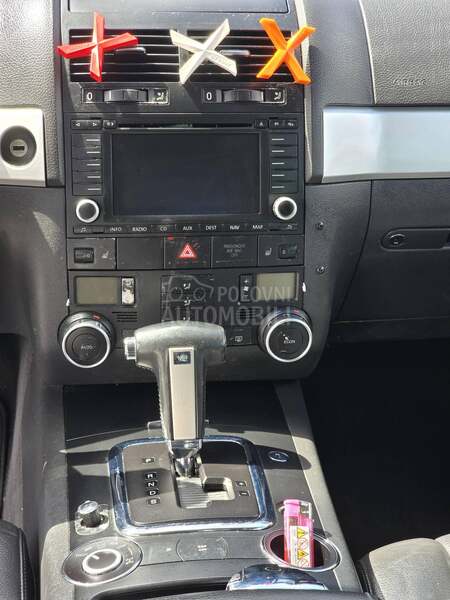 Volkswagen Touareg 3.0tdi