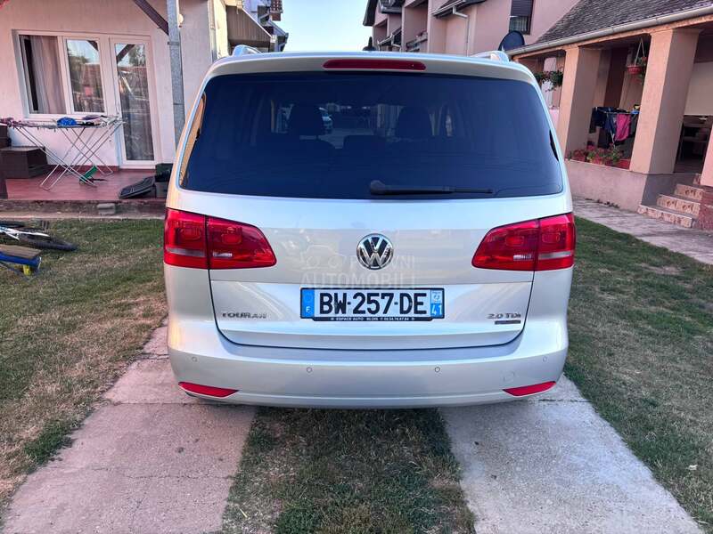 Volkswagen Touran 2.0 TDI NAV